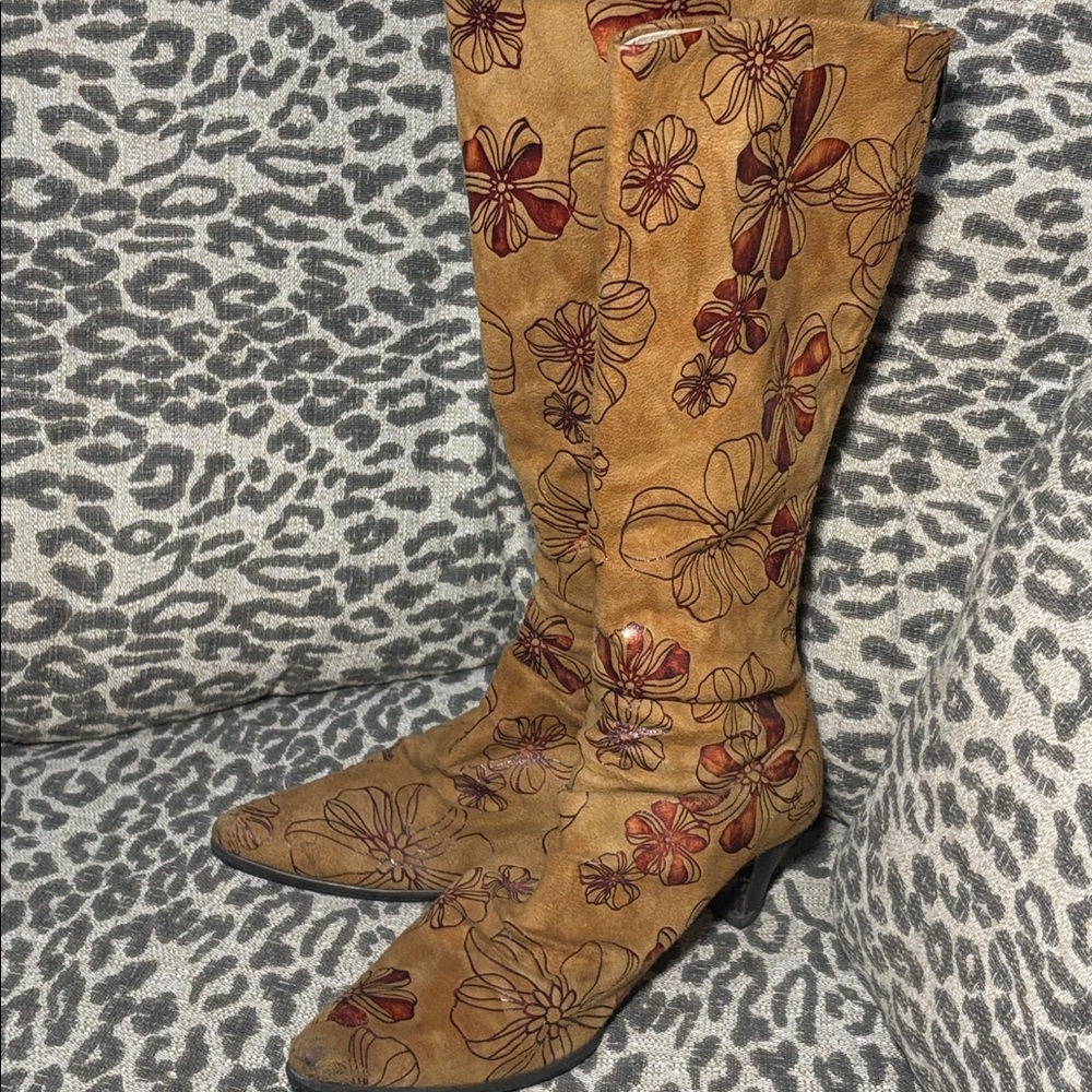 Effie floral embossed brown suede knee high boots womens 6.5 western kitten heel